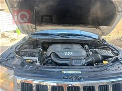 جیپ گراند شیرۆکی